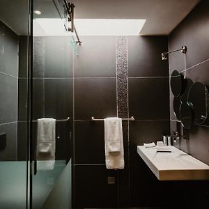 Classic Queen Room